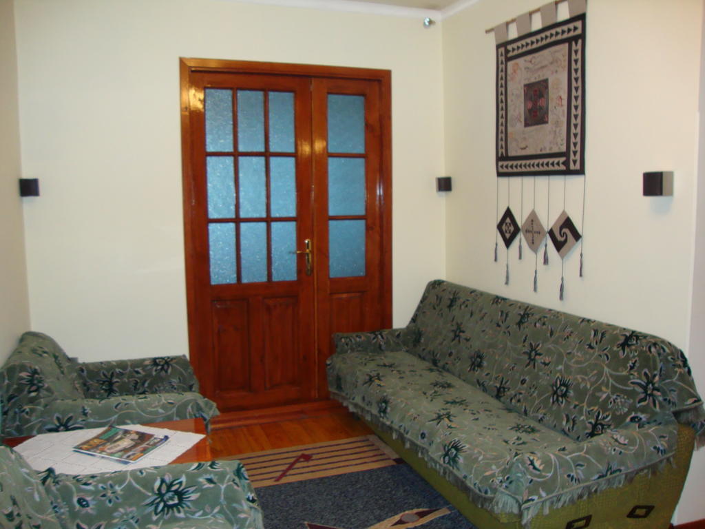 Guest House Vip Os Szoba fotó