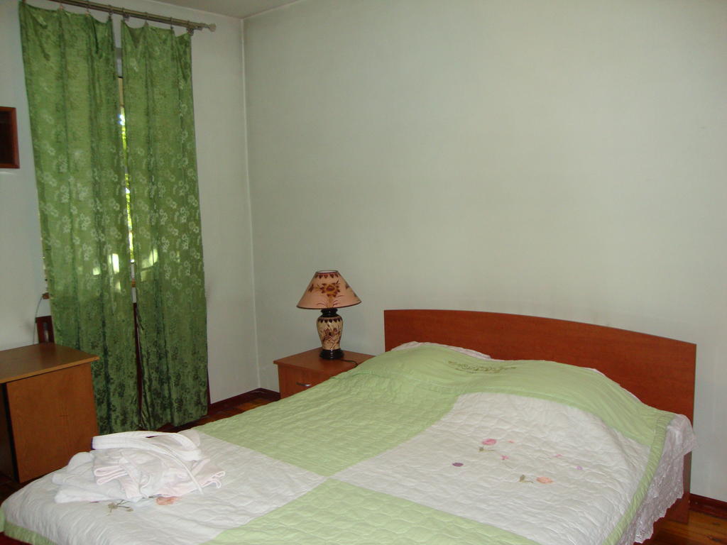 Guest House Vip Os Szoba fotó